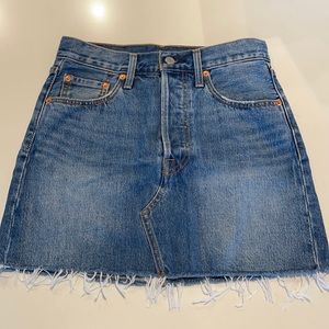 Levi’s denim skirt